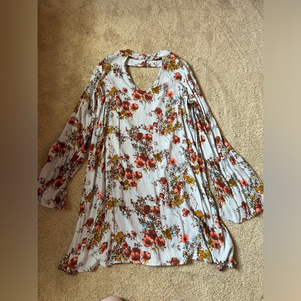 Long bell sleeve floral dress